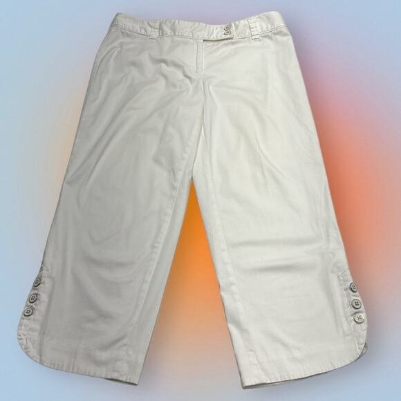 WHBM Women’s 8 White SLIM CAPRI Pant - Picture 1 of 5